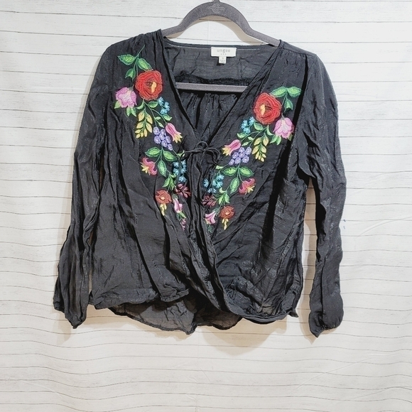 UMGEE GAUZY FLORAL EMBROIDERED DETAIL LONG SLEEVE BLOUSE FAUX WRAP MIDRIFF SZ SM - Picture 1 of 7